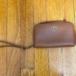 Tory Burch Wallet wristlet w/ room for iPhone